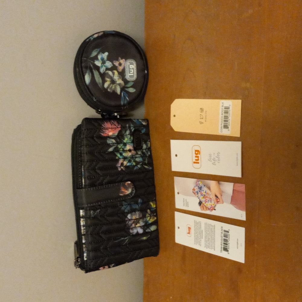 Lug Tram Wallet & Coin Pouch Black Bouquet